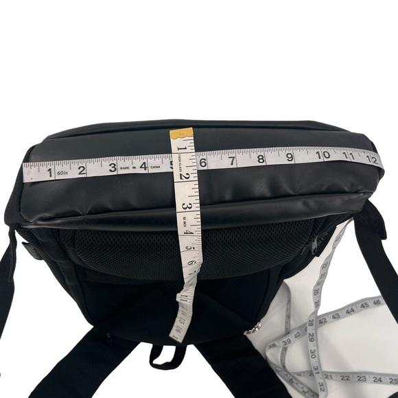 RiutBag R10 Black Travel Laptop Cushioned Backpack - Picture 9 of 11